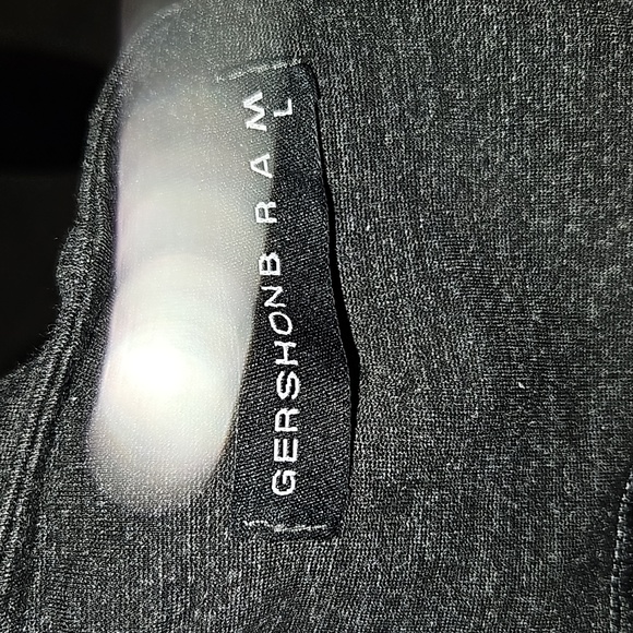 Gershon Bram Zippered Cropped Top - Picture 7 of 7